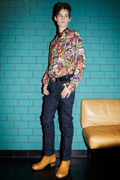 Look 2